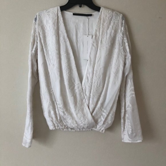 Delilah Blouse - Picture 1 of 5